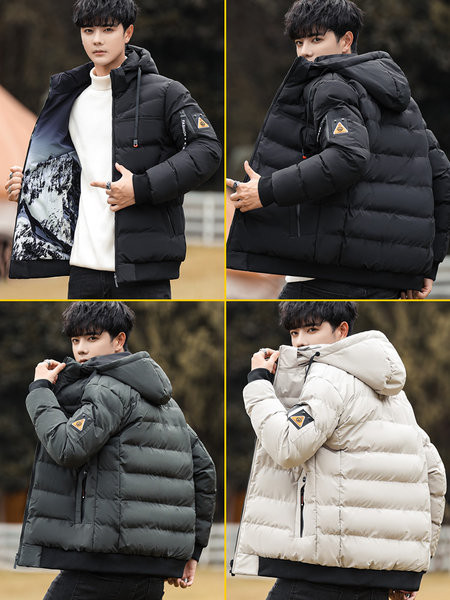 Talvine meeste jope embleemiga varrukal ja kapuutsil