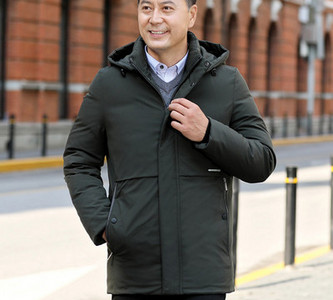 Meeste keskmise pikkusega soojendusjope