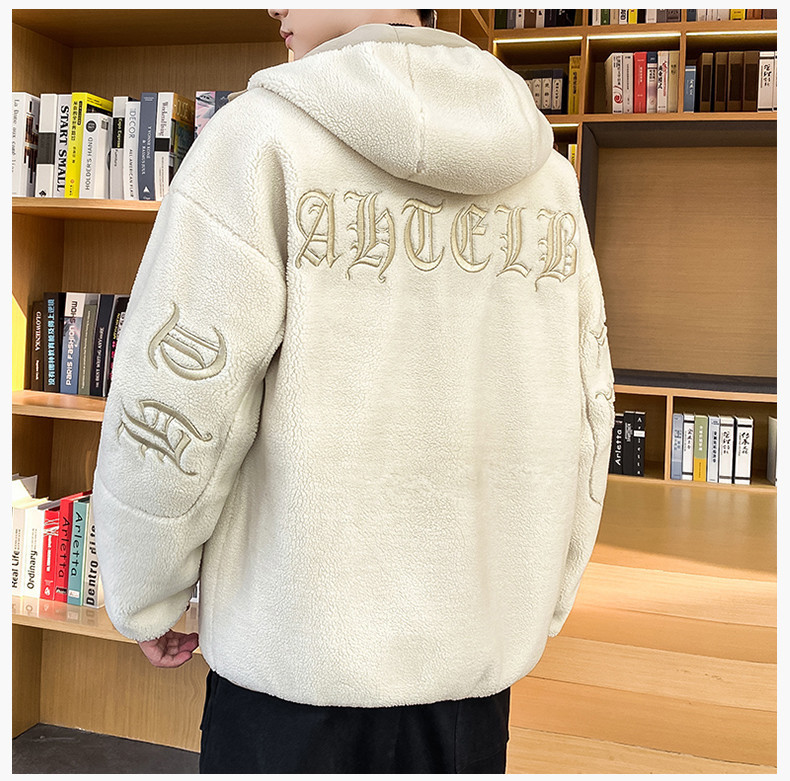 Kapuutsi ja tikandiga meeste vabaaja jope