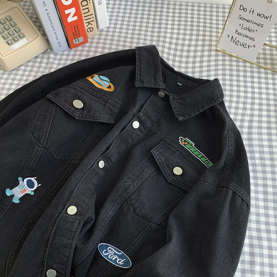 Ανδρικό casual τζιν μπουφάν με κέντημα