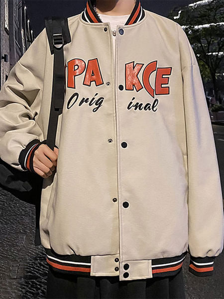 Meeste nahktagi, millel on kiri ja nööpkinnitus