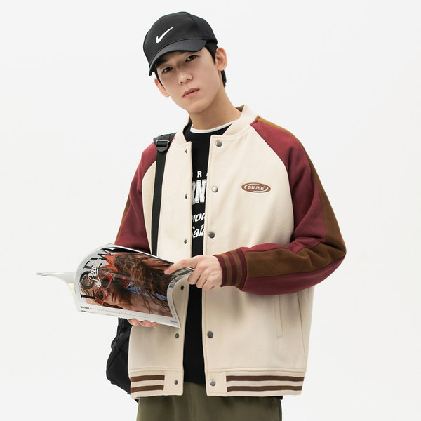 Nööpide ja madala kraega meeste kevadjope