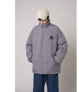 Ανδρικό χειμωνιάτικο μπουφάν με ψηλό γιακά και έμβλημα