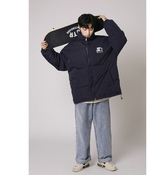 Ανδρικό χειμωνιάτικο μπουφάν με ψηλό γιακά και έμβλημα