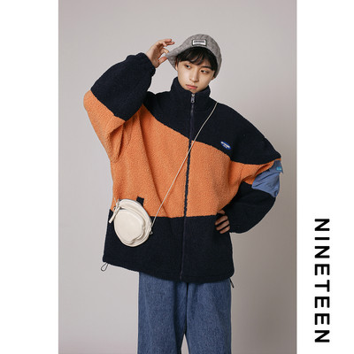 Tõmbluku ja kõrge kraega talvejope