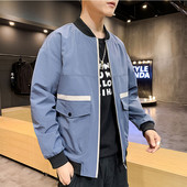 Tõmbluku ja taskutega kevadine meeste jope