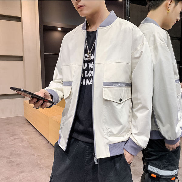 Tõmbluku ja taskutega kevadine meeste jope