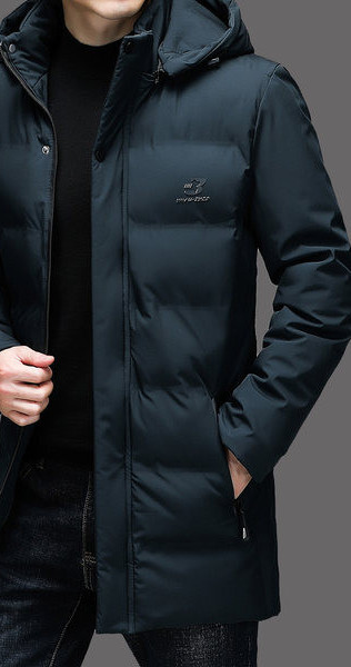 Kapuutsiga ja pealdisega meeste talvejope