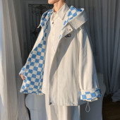 Kapuutsiga meeste kevadjope