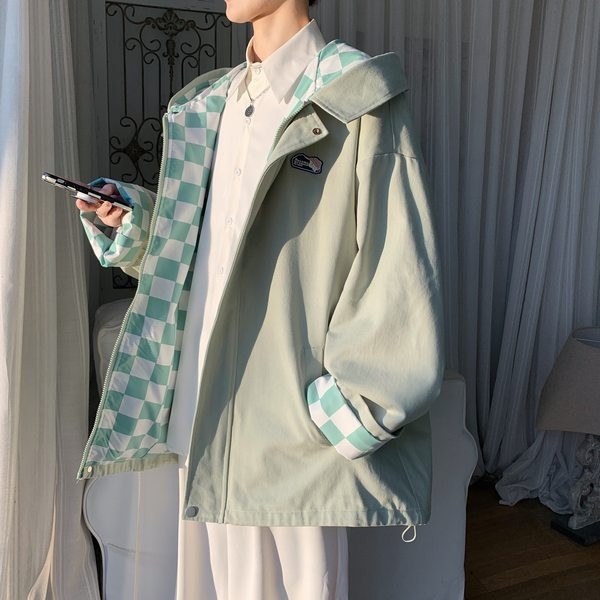 Kapuutsiga meeste kevadjope