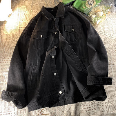 Tasuta mudel teksajakk meestele nööpide ja taskutega