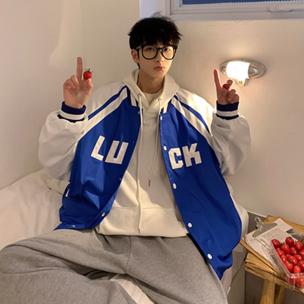 Laia mudeliga ümara kaelusega meeste pesapallijope