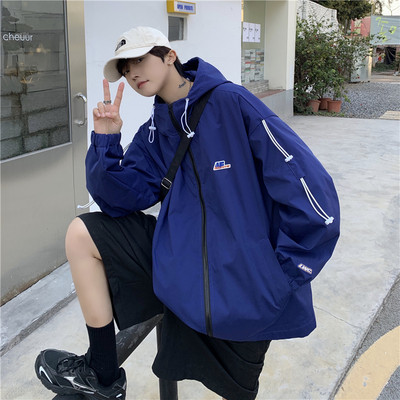 Férfi sportdzseki kapucnival - tavaszra alkalmas