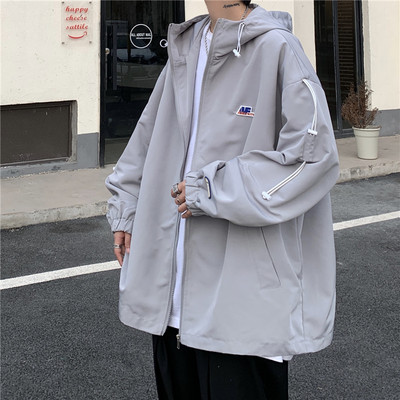 Férfi sportdzseki kapucnival - tavaszra alkalmas