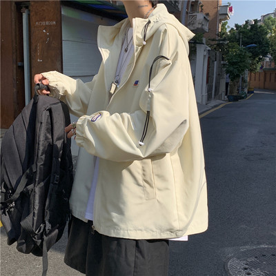 Férfi sportdzseki kapucnival - tavaszra alkalmas