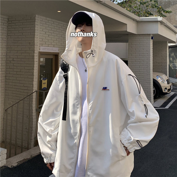 Férfi sportdzseki kapucnival - tavaszra alkalmas