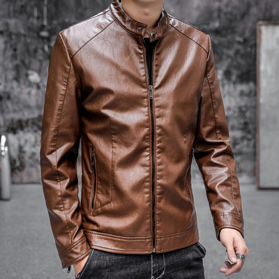 Stílusos férfi bőrdzseki cipzárral és gombokkal