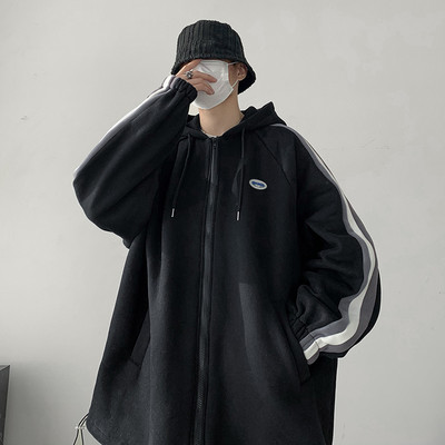 Õhuke tõmbluku ja kapuutsiga kevadjope meestele