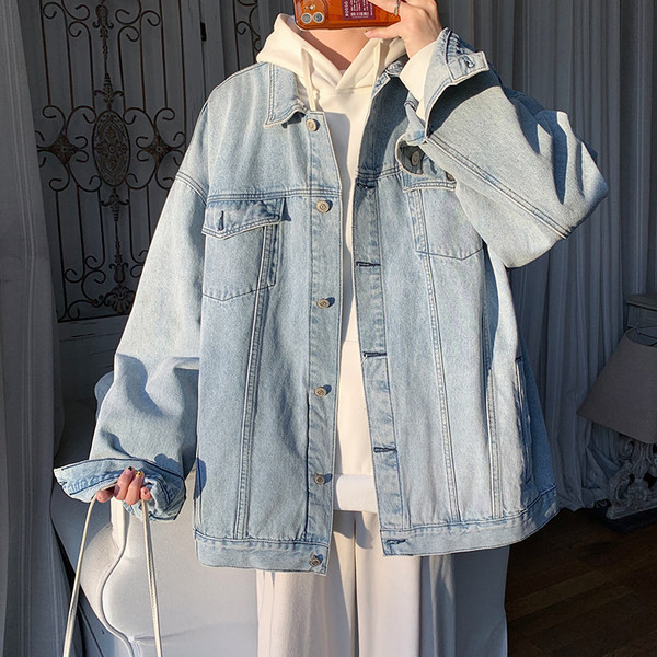 Férfi széles farmerdzseki gombokkal