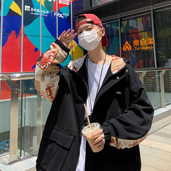 Taskutega vabaaja meeste jope – lai mudel