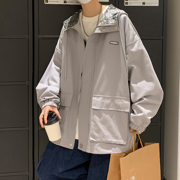 Taskutega vabaaja meeste jope – lai mudel