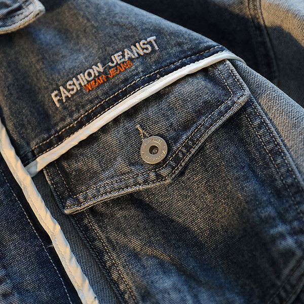 Modern férfi farmer dzseki kék színben