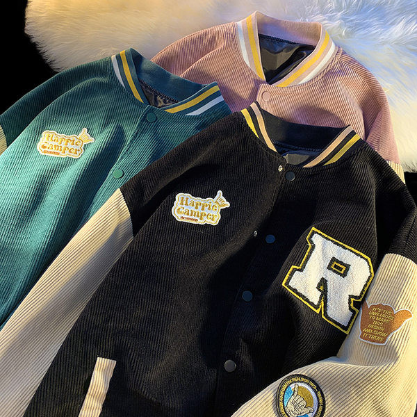 Kolmes värvitoonis nööpidega meeste jope