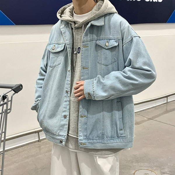 Férfi farmerdzseki széles modell gombokkal