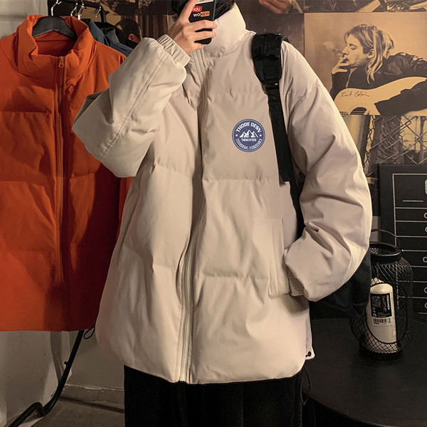 Kõrge krae ja embleemiga vabaaja meeste jope