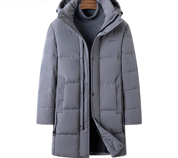 Hosszú férfi téli kabát gombokkal