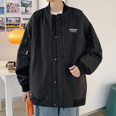 Meeste kevadjope valge ja musta kirjaga