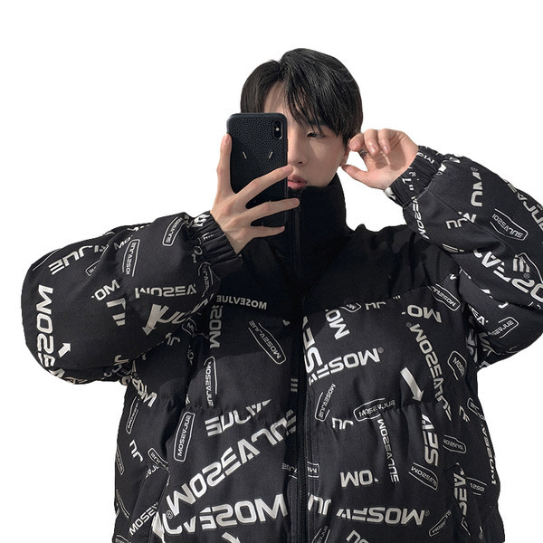 Férfi kabát széles modell magas gallérral