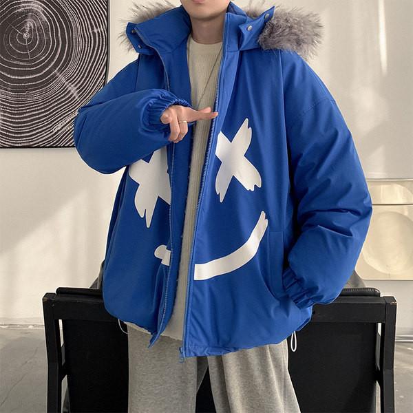 Mindennapi férfi kabát kapucnival