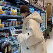 Meeste jope lai kapuutsiga ja lipsudega mudel