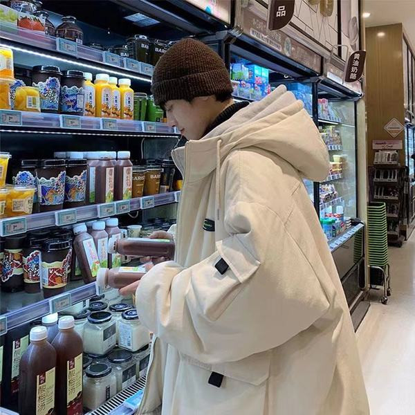 Meeste jope lai kapuutsiga ja lipsudega mudel