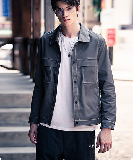 Klassikalise munaga kevadine meeste jope