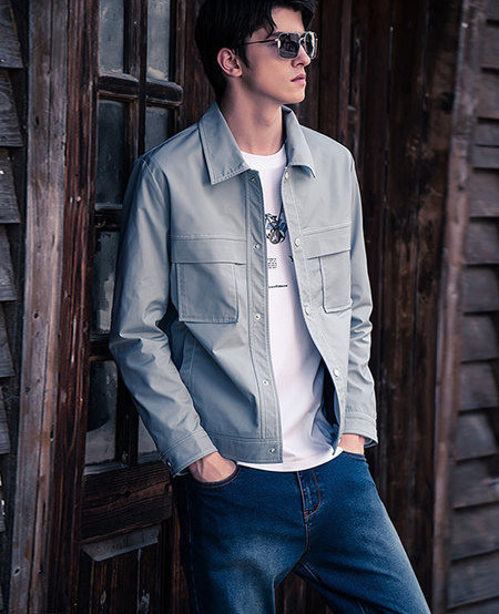 Klassikalise munaga kevadine meeste jope