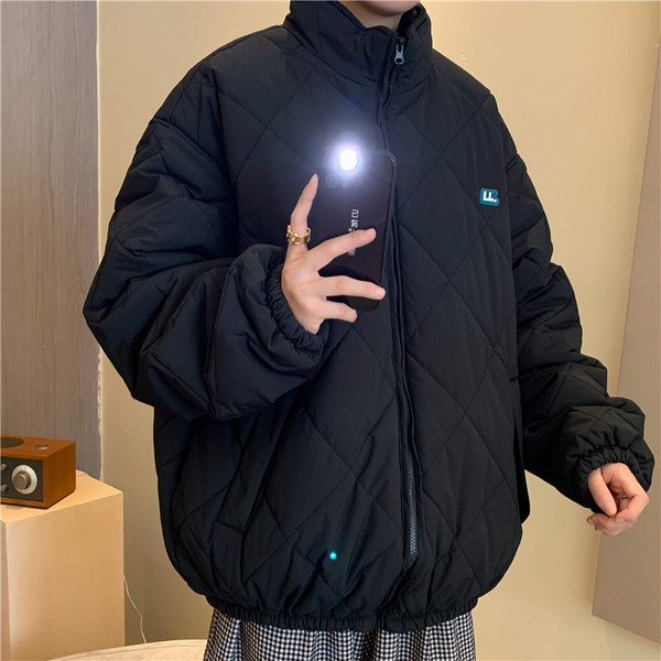 Férfi téli kabát magas gallérral és cipzárral