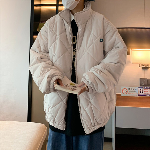 Férfi téli kabát magas gallérral és cipzárral