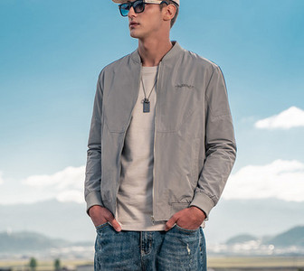 Ανδρικό ανοιξιάτικο μπουφάν με φερμουάρ σε τρία χρώματα