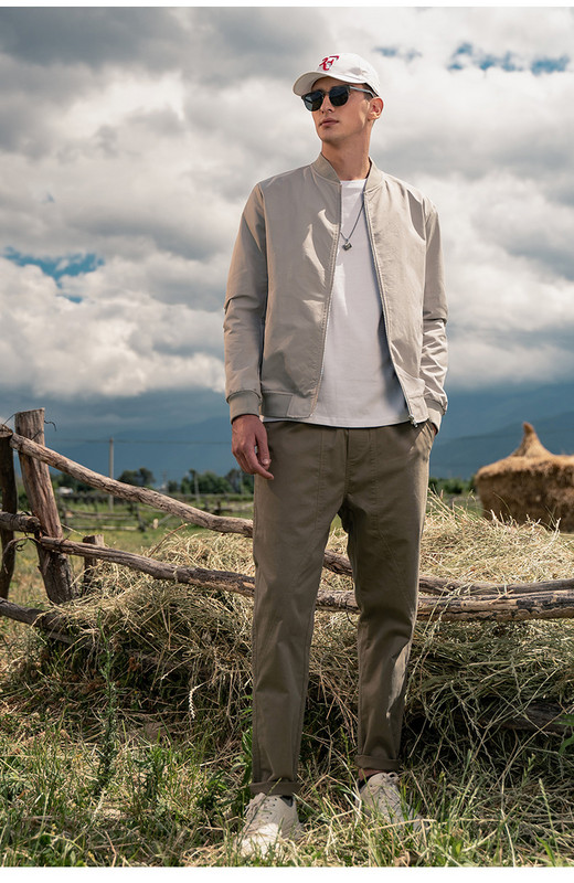 Stílusos férfi dzseki vékony modell cipzárral