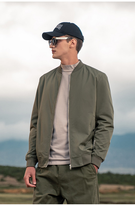 Stílusos férfi dzseki vékony modell cipzárral