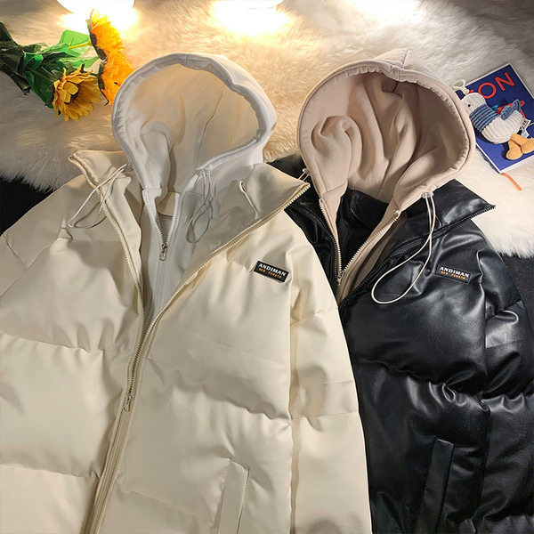 Meleg téli kabát férfiaknak emblémával