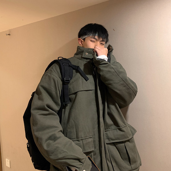 Férfi téli kabát fekete és zöld színben