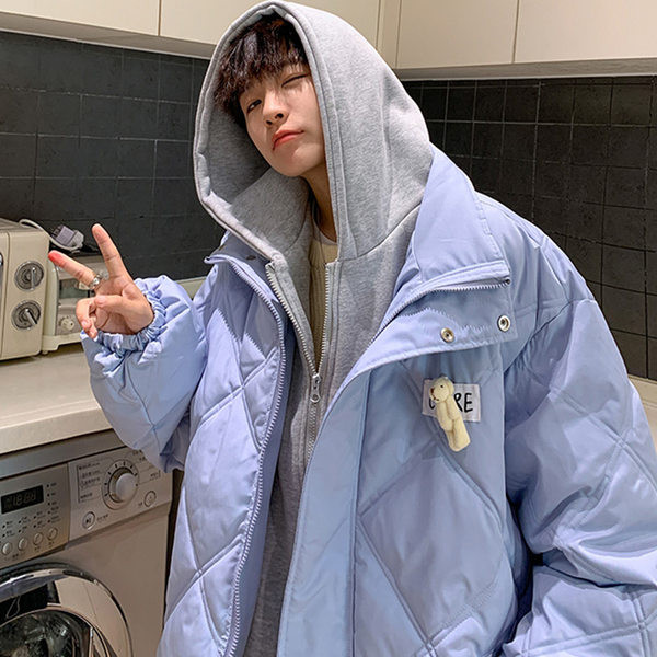 Φαρδύ ανδρικό μπουφάν με τσέπες και 3D στοιχείο