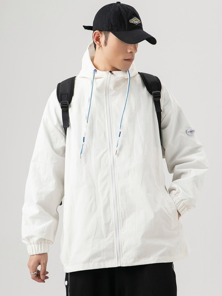 Proljetna muška jakna sa vezicama u crno-bijeloj boji