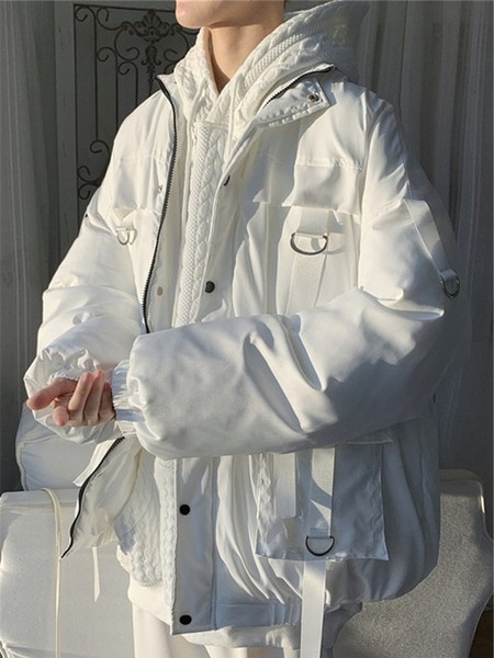 Divatos férfi széles kabát zsebekkel