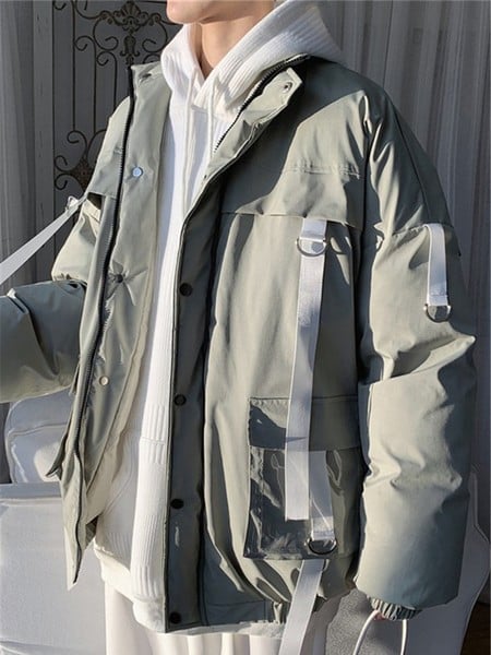 Divatos férfi széles kabát zsebekkel