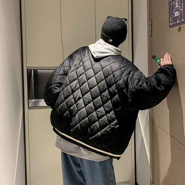 Steppelt hatású férfi baseball kabát