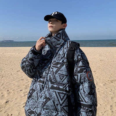 Ingyenes modell férfi téli kabát magas gallérral